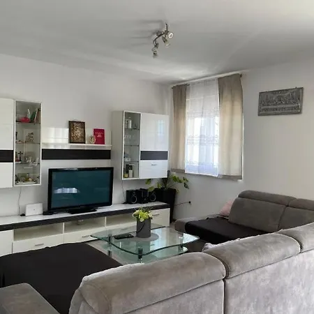 Mia Apartment
