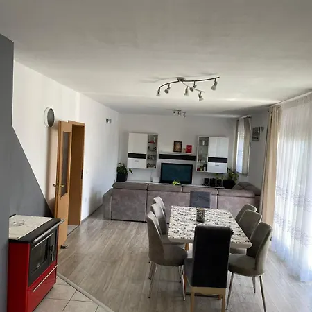 Mia * Kastela